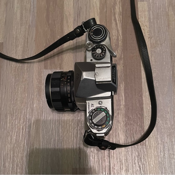 Pentax Asahi vintage film camera No. 600617 - Picture 2 of 3